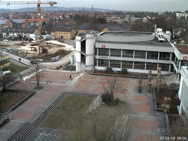 Foto der Webcam: Verwaltungsgeb&auml;ude, Innenhof mit Audimax, H&ouml;rsaal-Geb&auml;ude 1