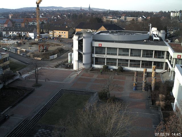 Foto der Webcam: Verwaltungsgeb&auml;ude, Innenhof mit Audimax, H&ouml;rsaal-Geb&auml;ude 1