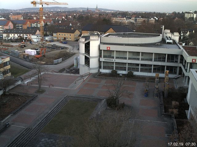 Foto der Webcam: Verwaltungsgeb&auml;ude, Innenhof mit Audimax, H&ouml;rsaal-Geb&auml;ude 1
