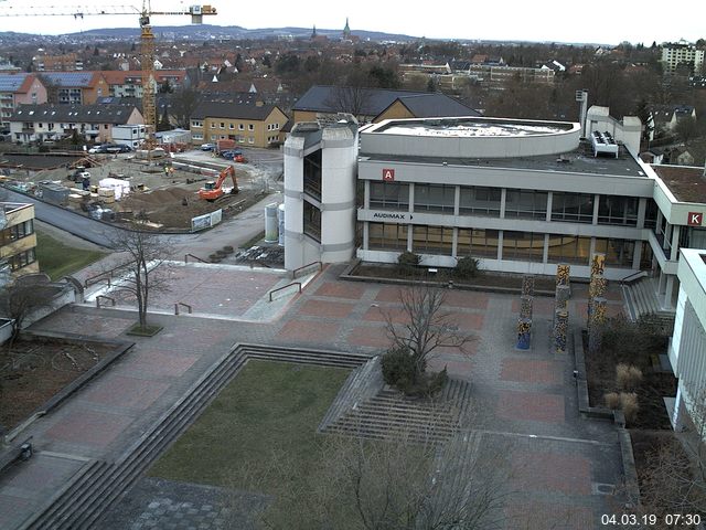 Foto der Webcam: Verwaltungsgeb&auml;ude, Innenhof mit Audimax, H&ouml;rsaal-Geb&auml;ude 1