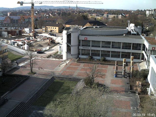 Foto der Webcam: Verwaltungsgeb&auml;ude, Innenhof mit Audimax, H&ouml;rsaal-Geb&auml;ude 1