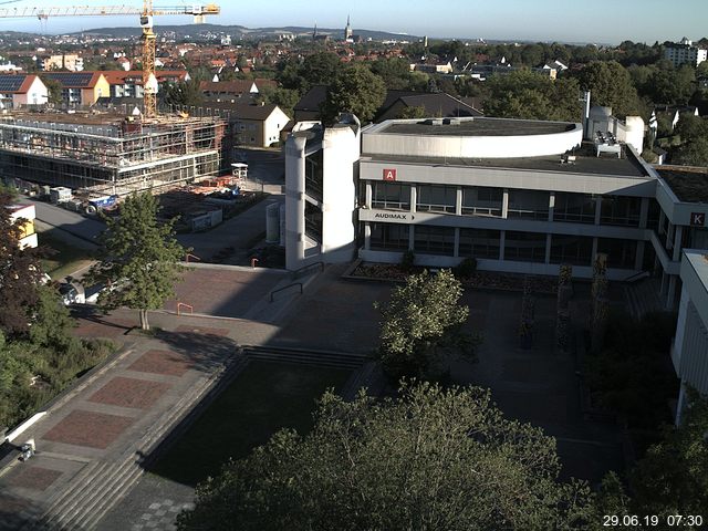 Foto der Webcam: Verwaltungsgeb&auml;ude, Innenhof mit Audimax, H&ouml;rsaal-Geb&auml;ude 1
