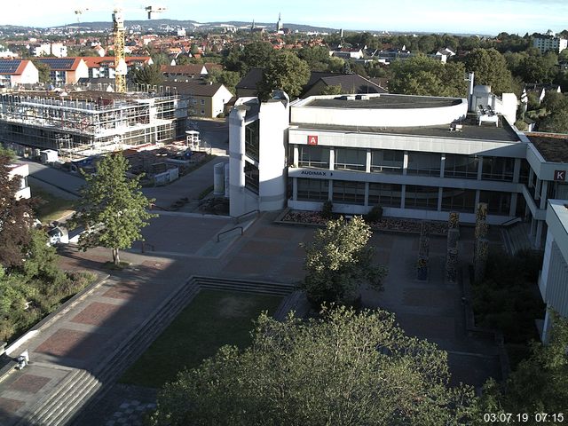 Foto der Webcam: Verwaltungsgeb&auml;ude, Innenhof mit Audimax, H&ouml;rsaal-Geb&auml;ude 1