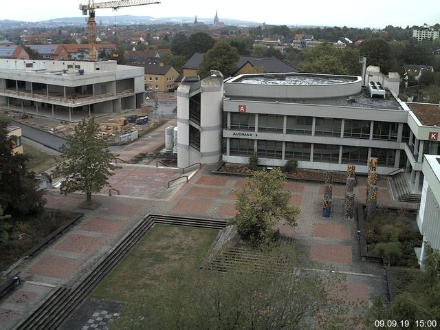 Foto der Webcam: Verwaltungsgeb&auml;ude, Innenhof mit Audimax, H&ouml;rsaal-Geb&auml;ude 1