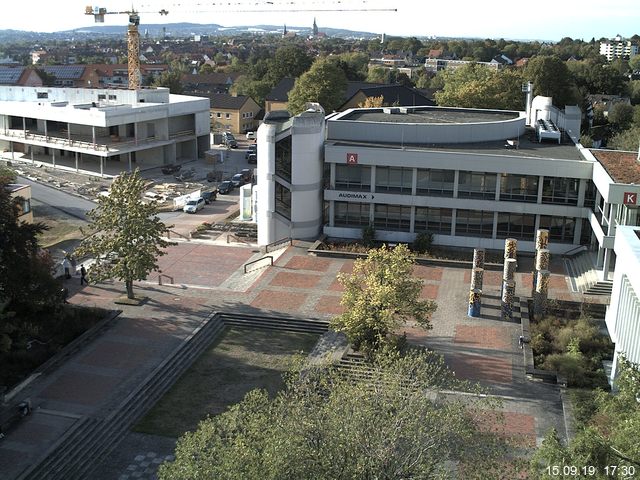 Foto der Webcam: Verwaltungsgeb&auml;ude, Innenhof mit Audimax, H&ouml;rsaal-Geb&auml;ude 1
