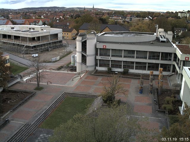 Foto der Webcam: Verwaltungsgeb&auml;ude, Innenhof mit Audimax, H&ouml;rsaal-Geb&auml;ude 1