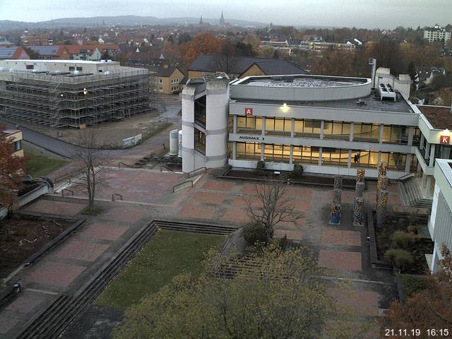 Foto der Webcam: Verwaltungsgeb&auml;ude, Innenhof mit Audimax, H&ouml;rsaal-Geb&auml;ude 1