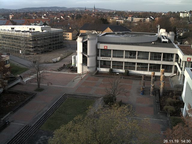 Foto der Webcam: Verwaltungsgeb&auml;ude, Innenhof mit Audimax, H&ouml;rsaal-Geb&auml;ude 1