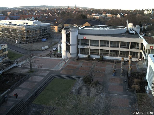 Foto der Webcam: Verwaltungsgeb&auml;ude, Innenhof mit Audimax, H&ouml;rsaal-Geb&auml;ude 1