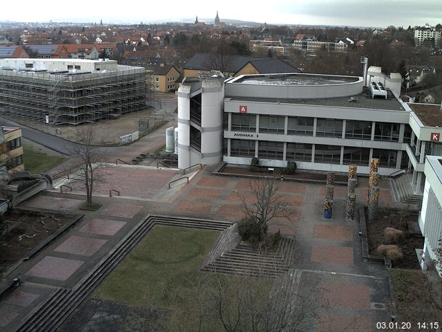 Foto der Webcam: Verwaltungsgebäude, Innenhof mit Audimax, Hörsaal-Gebäude 1