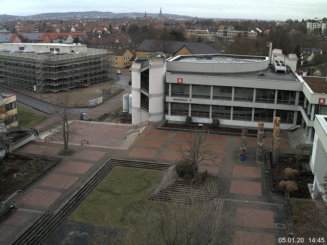 Foto der Webcam: Verwaltungsgebäude, Innenhof mit Audimax, Hörsaal-Gebäude 1