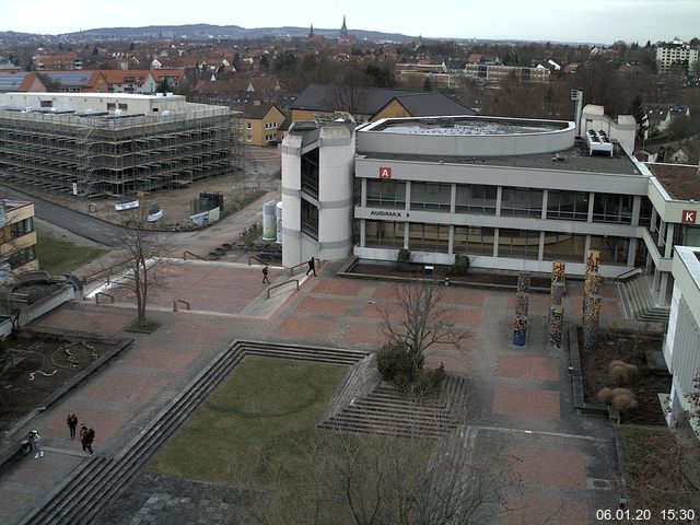 Foto der Webcam: Verwaltungsgeb&auml;ude, Innenhof mit Audimax, H&ouml;rsaal-Geb&auml;ude 1