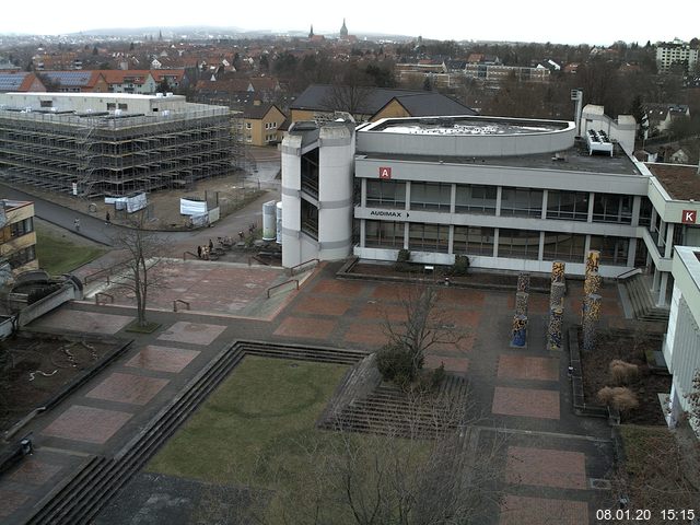 Foto der Webcam: Verwaltungsgebäude, Innenhof mit Audimax, Hörsaal-Gebäude 1