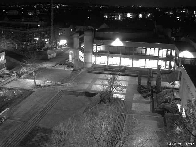 Foto der Webcam: Verwaltungsgebäude, Innenhof mit Audimax, Hörsaal-Gebäude 1