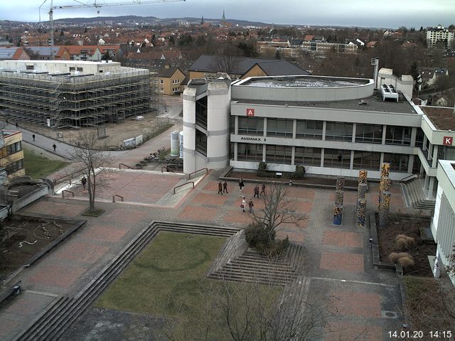 Foto der Webcam: Verwaltungsgebäude, Innenhof mit Audimax, Hörsaal-Gebäude 1