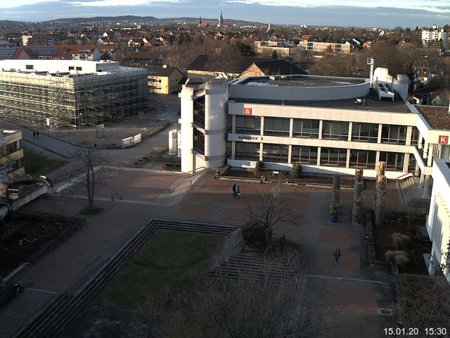 Foto der Webcam: Verwaltungsgeb&auml;ude, Innenhof mit Audimax, H&ouml;rsaal-Geb&auml;ude 1