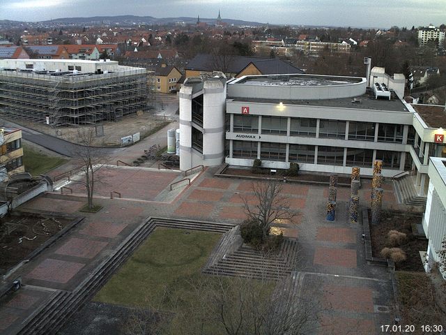 Foto der Webcam: Verwaltungsgeb&auml;ude, Innenhof mit Audimax, H&ouml;rsaal-Geb&auml;ude 1