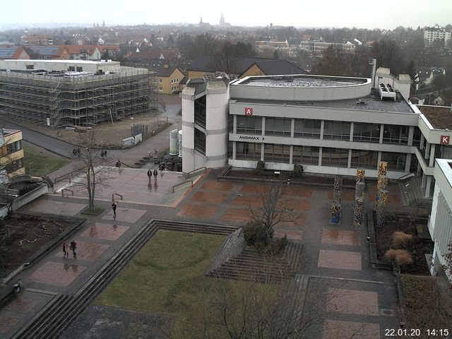 Foto der Webcam: Verwaltungsgebäude, Innenhof mit Audimax, Hörsaal-Gebäude 1