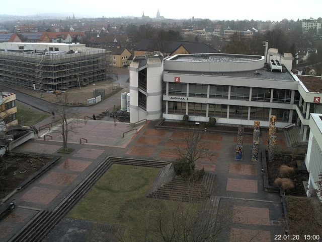 Foto der Webcam: Verwaltungsgebäude, Innenhof mit Audimax, Hörsaal-Gebäude 1