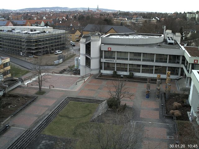 Foto der Webcam: Verwaltungsgebäude, Innenhof mit Audimax, Hörsaal-Gebäude 1