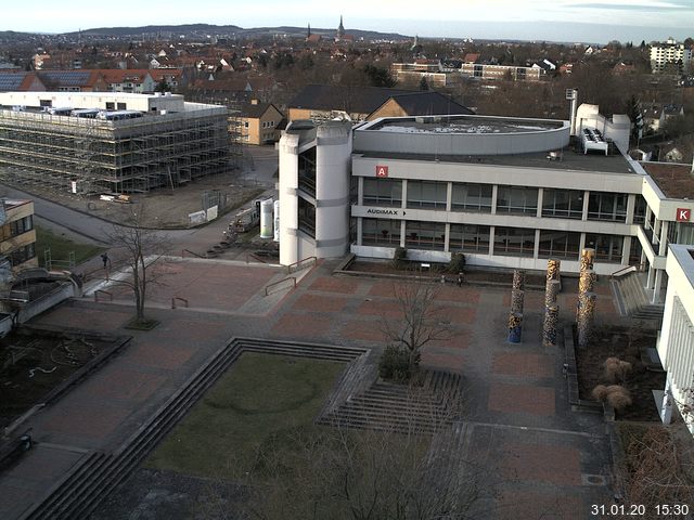 Foto der Webcam: Verwaltungsgeb&auml;ude, Innenhof mit Audimax, H&ouml;rsaal-Geb&auml;ude 1