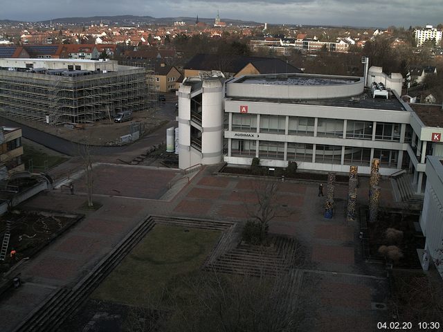 Foto der Webcam: Verwaltungsgeb&auml;ude, Innenhof mit Audimax, H&ouml;rsaal-Geb&auml;ude 1