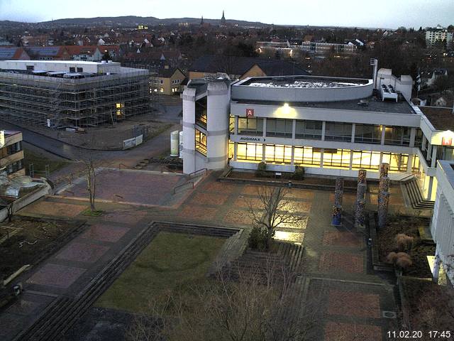 Foto der Webcam: Verwaltungsgeb&auml;ude, Innenhof mit Audimax, H&ouml;rsaal-Geb&auml;ude 1