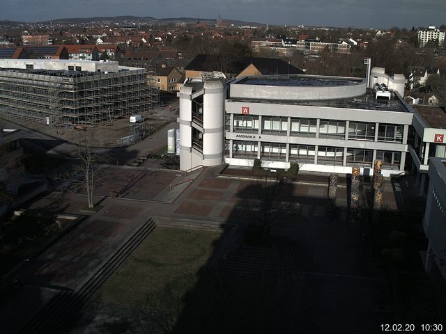 Foto der Webcam: Verwaltungsgeb&auml;ude, Innenhof mit Audimax, H&ouml;rsaal-Geb&auml;ude 1