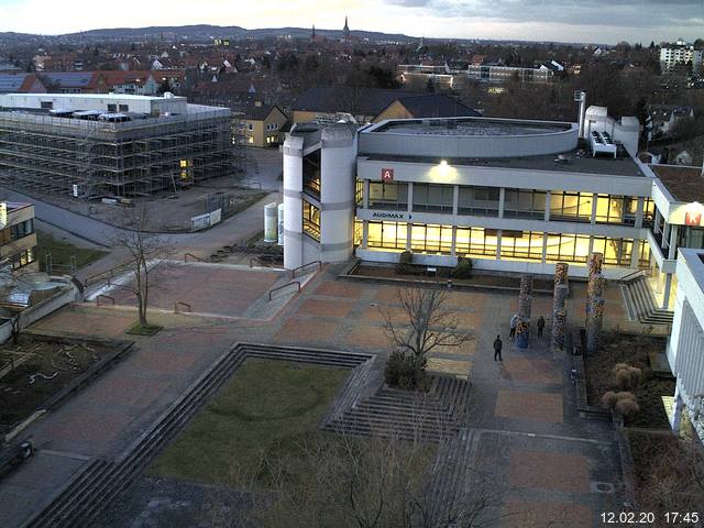 Foto der Webcam: Verwaltungsgeb&auml;ude, Innenhof mit Audimax, H&ouml;rsaal-Geb&auml;ude 1