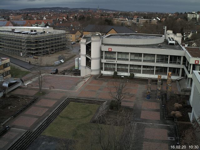 Foto der Webcam: Verwaltungsgeb&auml;ude, Innenhof mit Audimax, H&ouml;rsaal-Geb&auml;ude 1