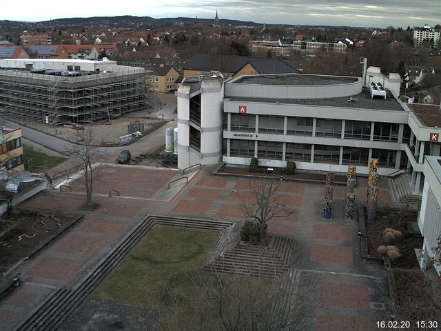 Foto der Webcam: Verwaltungsgeb&auml;ude, Innenhof mit Audimax, H&ouml;rsaal-Geb&auml;ude 1