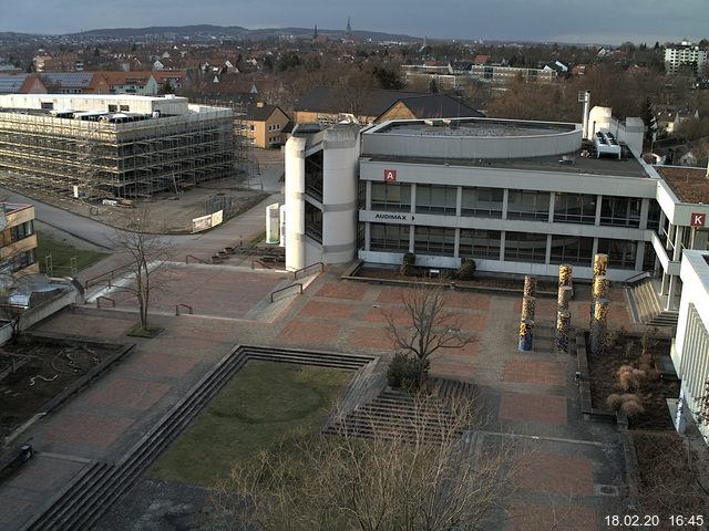 Foto der Webcam: Verwaltungsgeb&auml;ude, Innenhof mit Audimax, H&ouml;rsaal-Geb&auml;ude 1