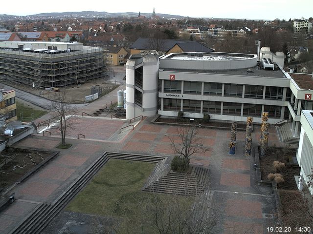Foto der Webcam: Verwaltungsgeb&auml;ude, Innenhof mit Audimax, H&ouml;rsaal-Geb&auml;ude 1