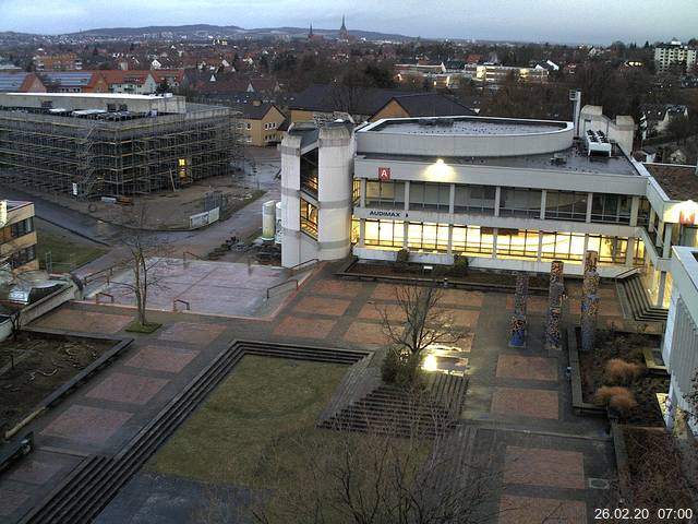 Foto der Webcam: Verwaltungsgeb&auml;ude, Innenhof mit Audimax, H&ouml;rsaal-Geb&auml;ude 1