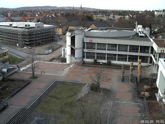 Foto der Webcam: Verwaltungsgeb&auml;ude, Innenhof mit Audimax, H&ouml;rsaal-Geb&auml;ude 1