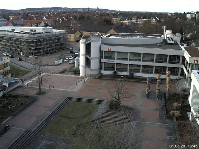Foto der Webcam: Verwaltungsgeb&auml;ude, Innenhof mit Audimax, H&ouml;rsaal-Geb&auml;ude 1