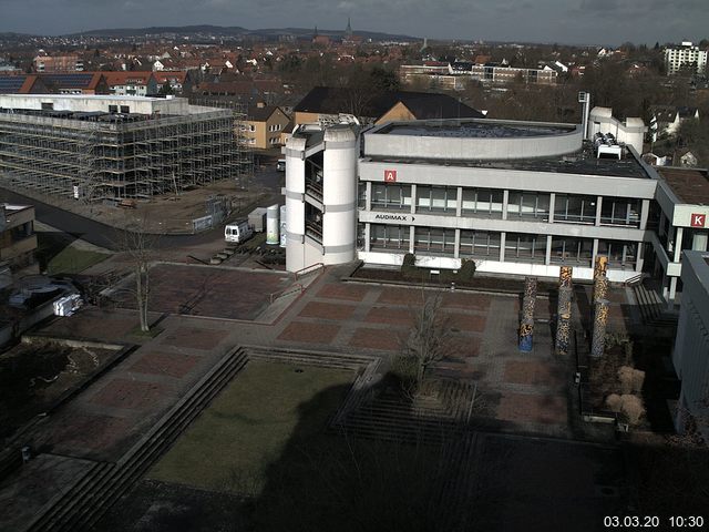 Foto der Webcam: Verwaltungsgeb&auml;ude, Innenhof mit Audimax, H&ouml;rsaal-Geb&auml;ude 1
