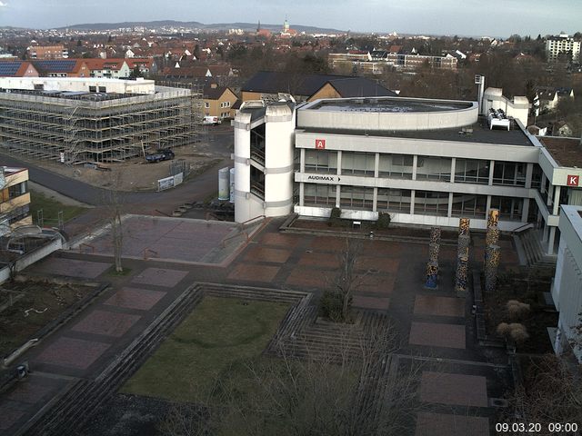 Foto der Webcam: Verwaltungsgeb&auml;ude, Innenhof mit Audimax, H&ouml;rsaal-Geb&auml;ude 1