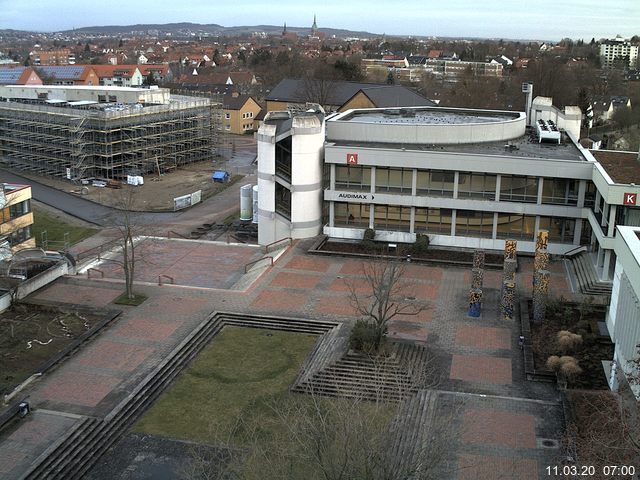 Foto der Webcam: Verwaltungsgeb&auml;ude, Innenhof mit Audimax, H&ouml;rsaal-Geb&auml;ude 1