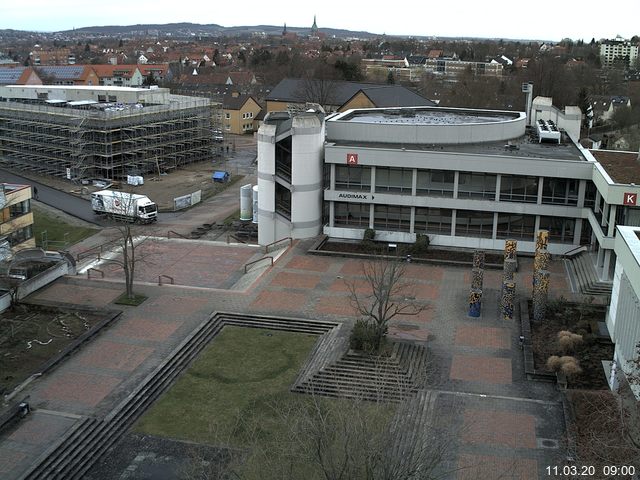 Foto der Webcam: Verwaltungsgeb&auml;ude, Innenhof mit Audimax, H&ouml;rsaal-Geb&auml;ude 1