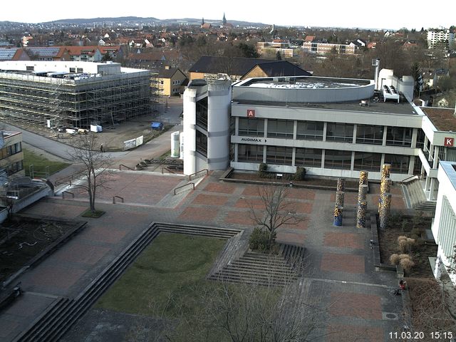 Foto der Webcam: Verwaltungsgeb&auml;ude, Innenhof mit Audimax, H&ouml;rsaal-Geb&auml;ude 1