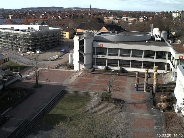 Foto der Webcam: Verwaltungsgeb&auml;ude, Innenhof mit Audimax, H&ouml;rsaal-Geb&auml;ude 1