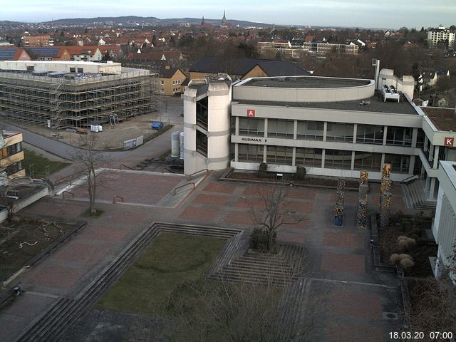Foto der Webcam: Verwaltungsgeb&auml;ude, Innenhof mit Audimax, H&ouml;rsaal-Geb&auml;ude 1