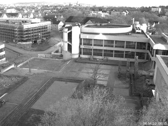 Foto der Webcam: Verwaltungsgeb&auml;ude, Innenhof mit Audimax, H&ouml;rsaal-Geb&auml;ude 1