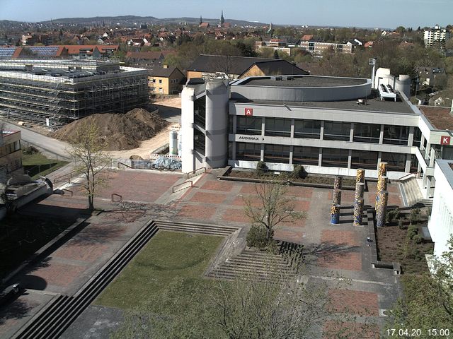Foto der Webcam: Verwaltungsgeb&auml;ude, Innenhof mit Audimax, H&ouml;rsaal-Geb&auml;ude 1