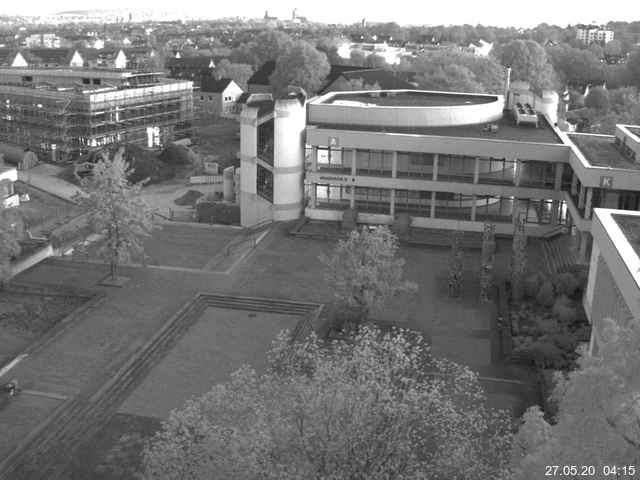 Foto der Webcam: Verwaltungsgebäude, Innenhof mit Audimax, Hörsaal-Gebäude 1