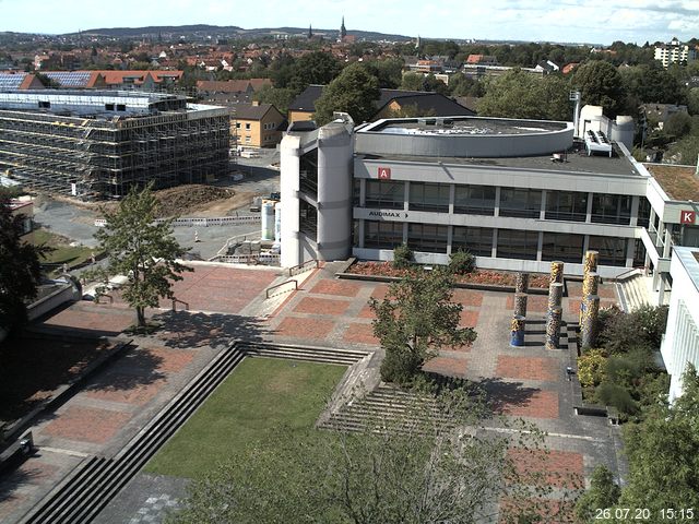 Foto der Webcam: Verwaltungsgeb&auml;ude, Innenhof mit Audimax, H&ouml;rsaal-Geb&auml;ude 1