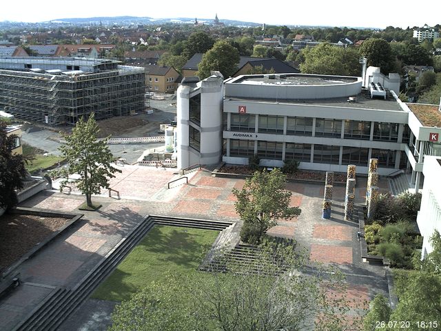 Foto der Webcam: Verwaltungsgeb&auml;ude, Innenhof mit Audimax, H&ouml;rsaal-Geb&auml;ude 1