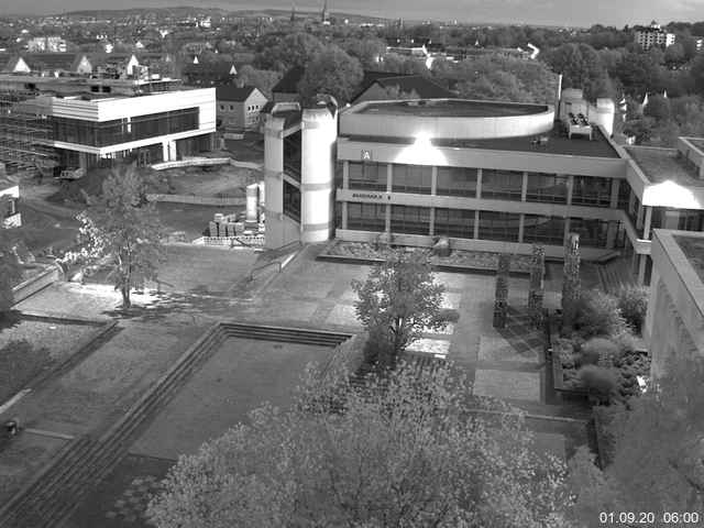 Foto der Webcam: Verwaltungsgeb&auml;ude, Innenhof mit Audimax, H&ouml;rsaal-Geb&auml;ude 1