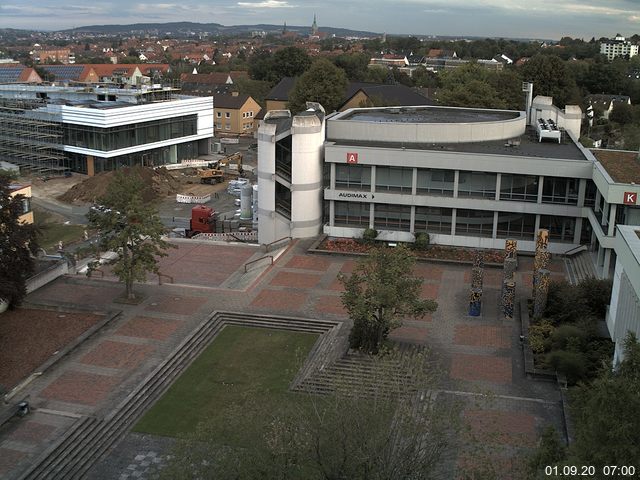 Foto der Webcam: Verwaltungsgeb&auml;ude, Innenhof mit Audimax, H&ouml;rsaal-Geb&auml;ude 1